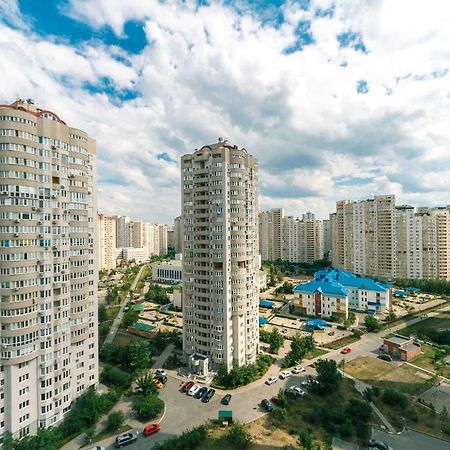 Apartment on Urlovskaya 23a Kiev Bagian luar foto
